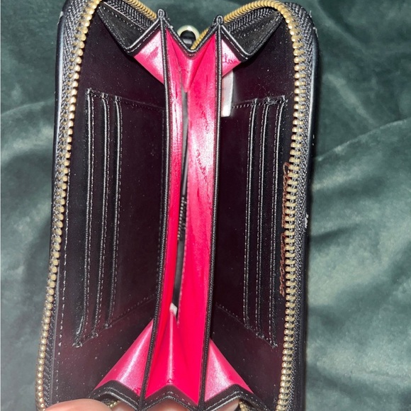 Claudia Canova Wallet - Picture 2 of 4